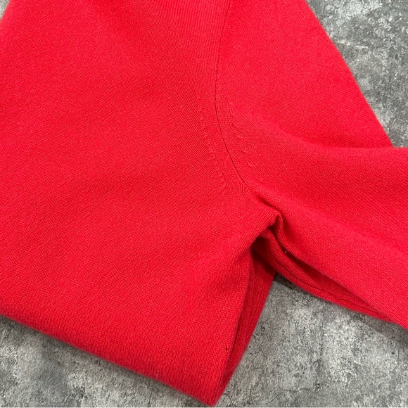 J. CREW Cashmere classic-fit crewneck sweater Size M - Picture 8 of 10